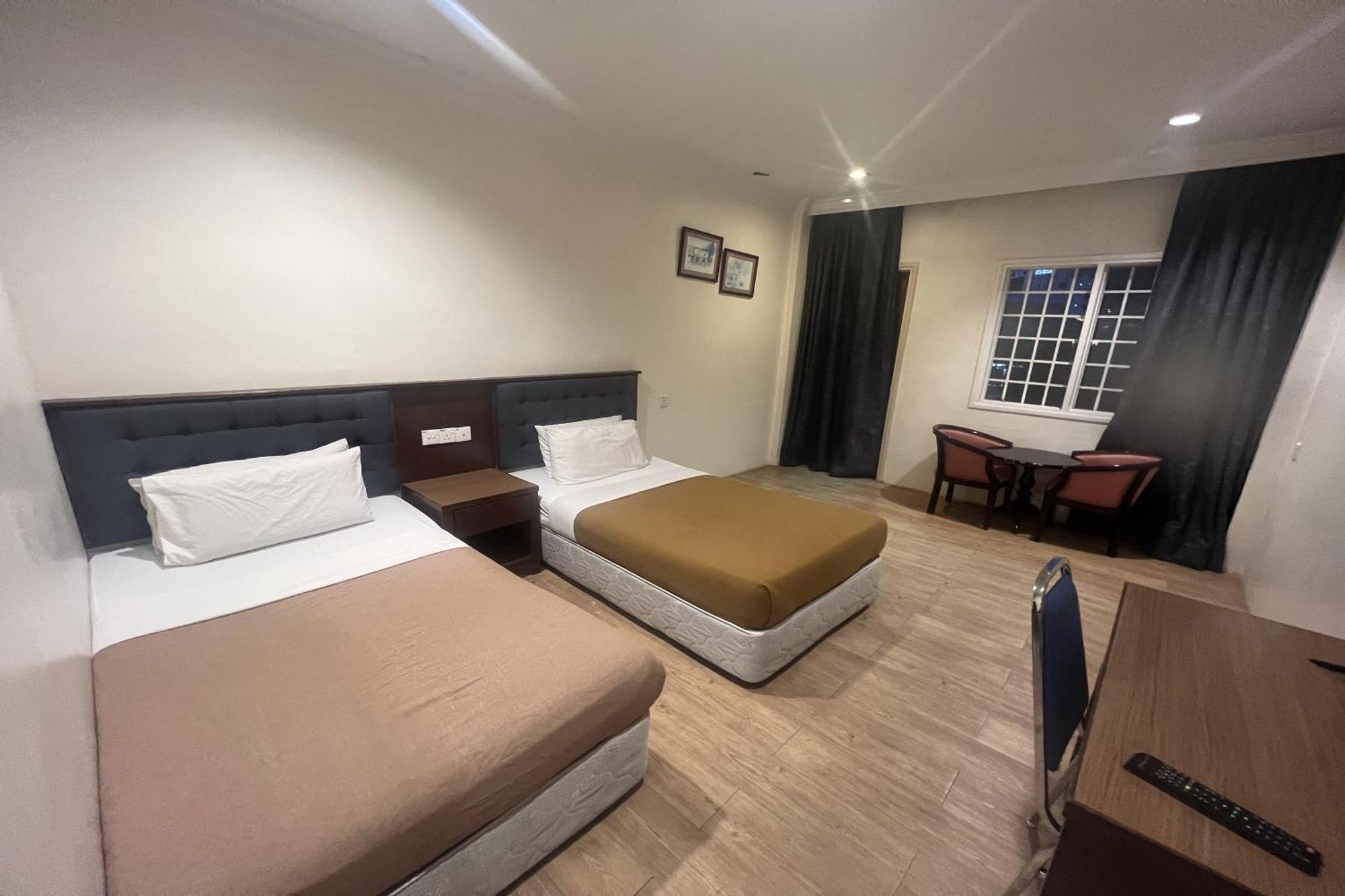 Iris House Hotel Brinchang Exterior photo